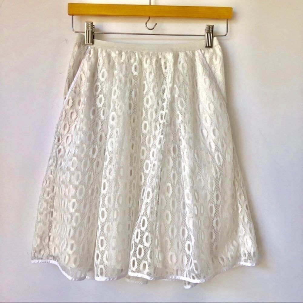 🎃ANTHROPOLGIE WHITE LACE SKIRT WITH POCKETS